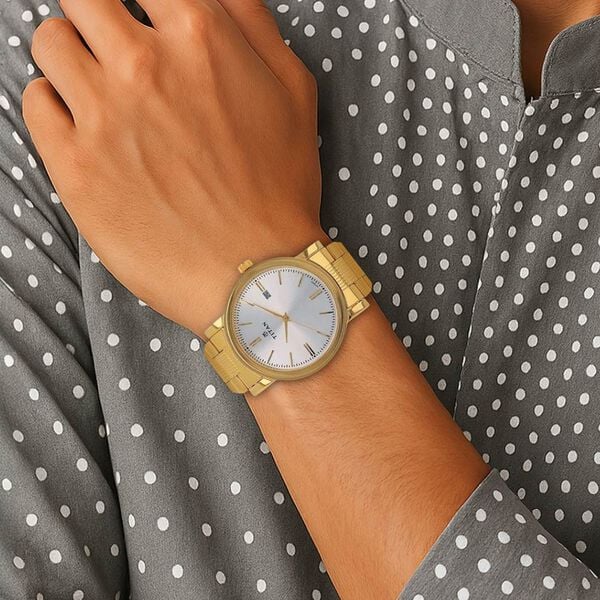 Titan Quartz Analog with Date Silver Dial Golden Stainless Steel Strap Watch For Men - Image 5