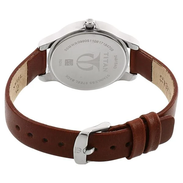 Titan Women's Chic minimalist watch with Black dial and leather strap - Image 4